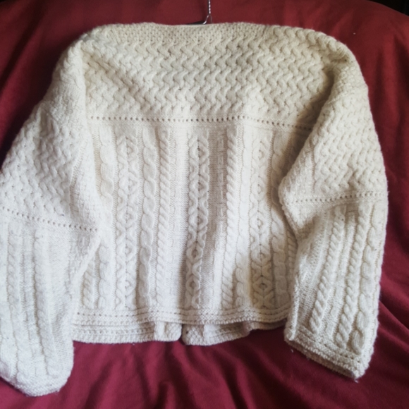 Carraig Donn, 100% Pure New Wool, made Ireland - Picture 4 of 4